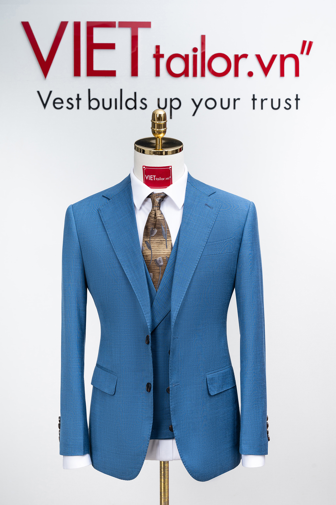 VESTON | BROSNAN, Light Blue